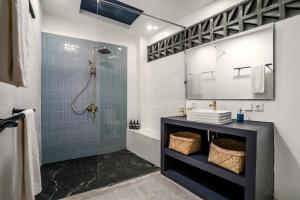 Ένα μπάνιο στο Mr. & Mrs. W Pererenan