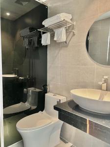 Phòng tắm tại La Sera Suites Nha Trang