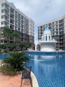 Πισίνα στο ή κοντά στο High floor Nice pool View near walking street Arcadia beach 高楼层泳池景 高速网络 智能电视
