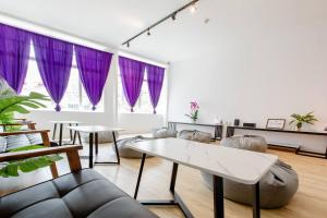 Posezení v ubytování RadZone Hostel
