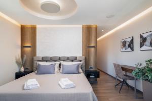 Postel nebo postele na pokoji v ubytování Villa Emma Pag + 37 fotografií