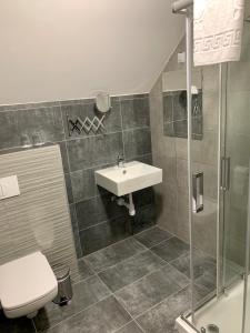 Koupelna v ubytování Fogadó a Két Tölgyfához