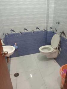Ванная комната в Spot ON HOME 81265 Hotel Sitasmriti