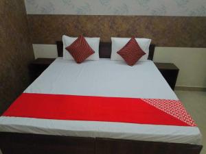Krevet ili kreveti u jedinici u objektu Spot ON HOME 81265 Hotel Sitasmriti