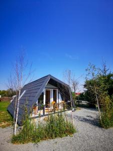 Foto dalla galleria di Linistea Muntilor Chalet a Porumbacu de Sus