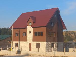 Tòa nhà nơi căn hộ tọa lạc