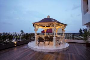 Balkón nebo terasa v ubytování Shanti Seaview Resort & Spa