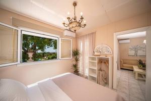 Voodi või voodid majutusasutuse Gaia Residences with lush garden and pool toas