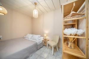 Voodi või voodid majutusasutuse Gaia Residences with lush garden and pool toas