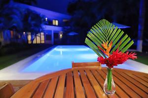 Bassein majutusasutuses OP Signature ApartHotel & Luxury Villas või selle lähedal