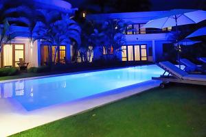 Bassein majutusasutuses OP Signature ApartHotel & Luxury Villas või selle lähedal