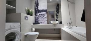 Kúpeľňa v ubytovaní Quiet Apartments Kościelna + 37 fotografií