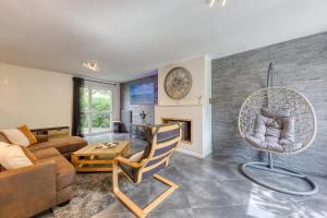 Χώρος καθιστικού στο LE GARDEN - 4 Chambres-8 Personnes Idéal famille,Groupe-amis-Jardin-Barbecue-babyfoot-Wifi +29 φωτογραφίες