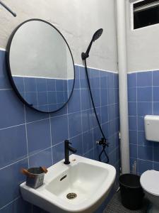 Gallery image of RumahRehat in Kampong Molek +26 photos