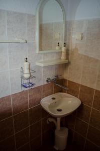 Salle de bains dans l'établissement Apartments Lazarević Sutomore