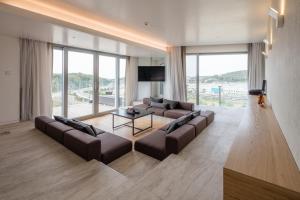 TV a/nebo společenská místnost v ubytování Nest Hotel Incheon