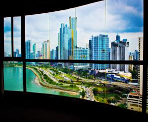 Uma visão geral de Cidade do Panamá ou uma vista da cidade tirada do hotel
