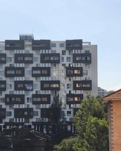 O edifício em que o apartamento se localiza