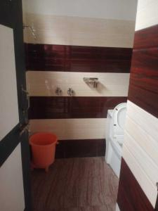 Kúpeľňa v ubytovaní OYO Bhavya Guest House