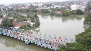 Permandangan sungai dekat dengan hotel