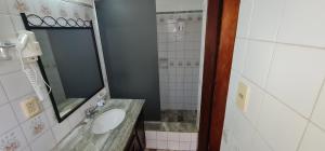Termas Posada del Siglo XIX的一间浴室