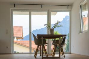 Nespecifikovaný výhled na hory nebo výhled na hory při pohledu z apartmánu