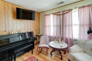 Galeriebild der Unterkunft Rodanthe Vacation Rental - Walk to the Beach! in Rodanthe