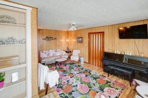 Galeriebild der Unterkunft Rodanthe Vacation Rental - Walk to the Beach! in Rodanthe