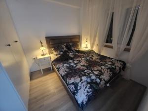 Postel nebo postele na pokoji v ubytování Azur + 13 fotografií