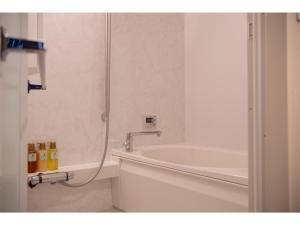 Un baño de Hotel Celeste Shizuoka Takajo - Vacation STAY 94075v