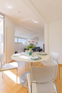 Billede fra billedgalleriet på Casa Elea_ Panoramic Attic in City Center i Campione dʼItalia