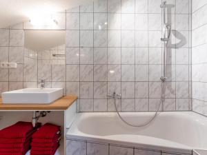 Kúpeľňa v ubytovaní Haus Juen II + 21 fotografií
