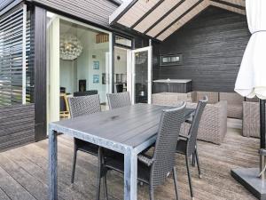 Posezení v ubytování Holiday home Hadsund CI