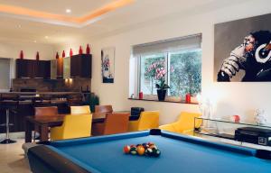 Fotografie z fotogalerie ubytování Pattaya Jomtien large pool 6 bed 5 bath villa v destinaci Jomtien pláž