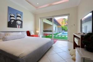 Fotografie z fotogalerie ubytování Pattaya Jomtien large pool 6 bed 5 bath villa v destinaci Jomtien pláž