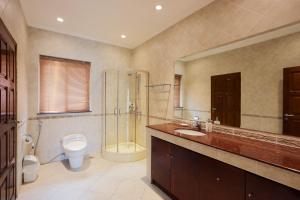 Fotografie z fotogalerie ubytování Pattaya Jomtien large pool 6 bed 5 bath villa v destinaci Jomtien pláž