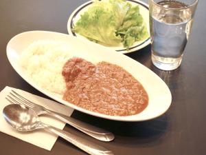 山中湖村にある鹿鳴館HILLSの食べ物一皿とご飯一皿 +72枚の写真