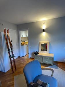 TV a/nebo společenská místnost v ubytování Tuca - Apartamento acogedor con garaje a 1 km de Vielha + 4 fotografie
