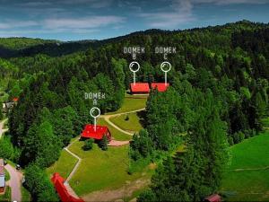 ビエルホムラ・マワにあるDomki na Górceのギャラリーの写真