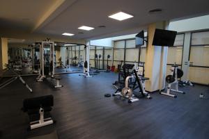 Fitness centrum a/nebo fitness zařízení v ubytování PARADISO 'В' 111 Large Apartment Nessebar + 37 fotografií