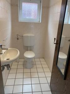 Koupelna v ubytování Großes Monteurhaus in Emden