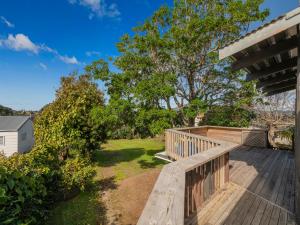 Imagine din galeria proprietății Paku View Retreat - Tairua Holiday Home în Tairua