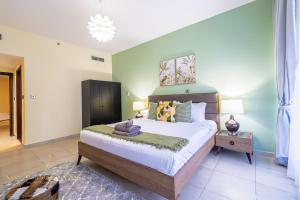 Φωτογραφία από το άλμπουμ του Marco Polo - Striking Lake Views at JLT ,1 BR, 2 Balconies στο Ντουμπάι