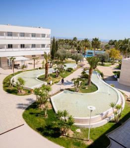 Piscina di Regiohotel Manfredi o nelle vicinanze