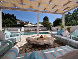 Gallery image of Helios Court Villa in Arillas