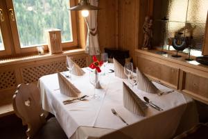 Restoran või mõni muu söögikoht majutusasutuses Gasthof Innerwalten