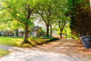 Gallery image of Beautiful Home in Historic Downtown Norcross in Norcross +5 photos