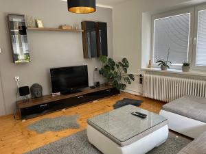 TV at/o entertainment center sa Privat