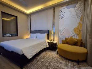 Pramod Lands End Resort, a member of Radisson Individuals客房内的一张或多张床位
