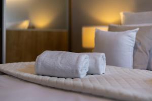 Posteľ alebo postele v izbe v ubytovaní Apartament 24 AbsyntApart Rynek Wrocław